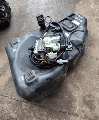 Mazda CX-7 AdBlue liquid reservoir 0444050031 0928404003