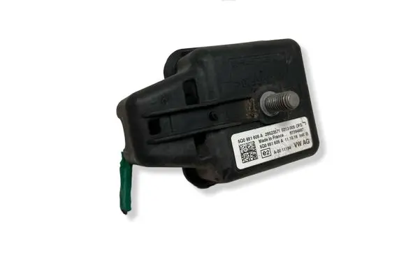 Audi A4 S4 B9 Alarm system siren 5Q0951605