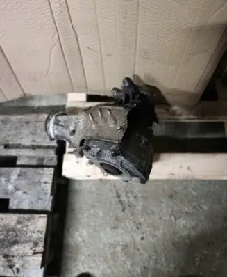 Volvo XC70 Gearbox transfer box case P31256301