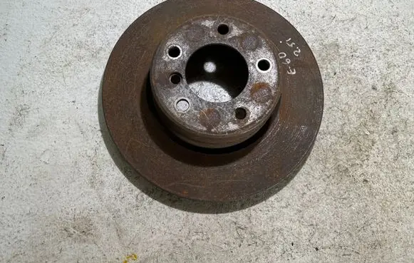 BMW 5 E60 E61 Front brake disc