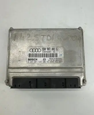 Audi A4 S4 B5 8D Engine control unit/module 0281001944 8D0907401G 28RTE377