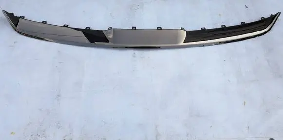 KIA Sportage Front bumper upper radiator grill 86352-R2100
