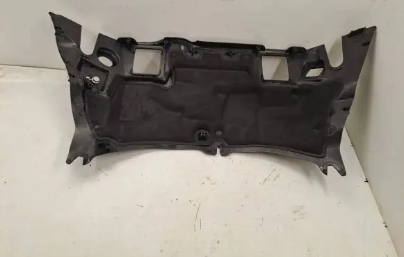 Mercedes-Benz C W205 Other engine bay part A2056206800 4012967A