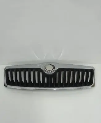 Skoda Octavia Mk2 (1Z) Front bumper upper radiator grill 1Z0853651C