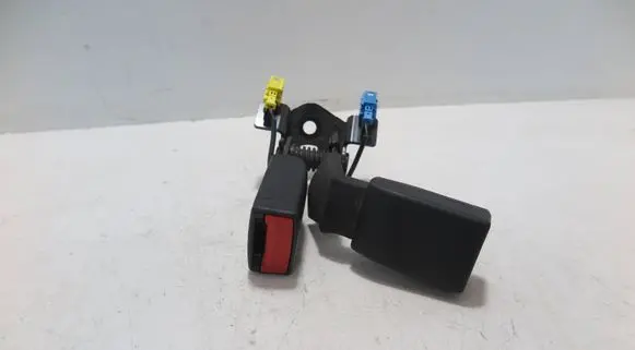 Mercedes-Benz B W246 W242 Rear seatbelt buckle A2468601069
