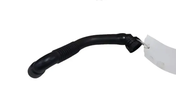 Volkswagen PASSAT B6 Breather hose/pipe 03G103493Q