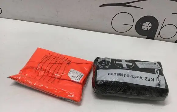 BMW 7 G11 G12 First aid kit 7730043