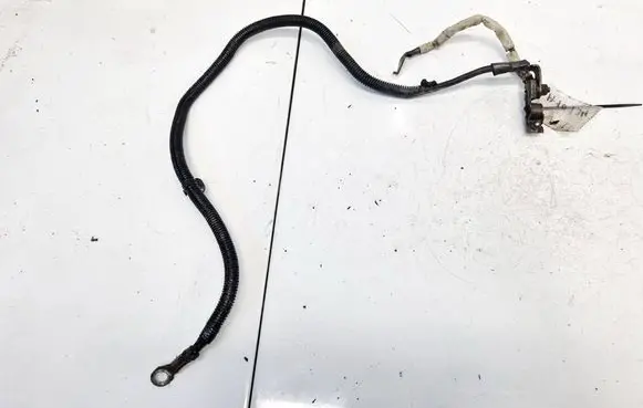 Toyota Yaris Positive cable (battery)