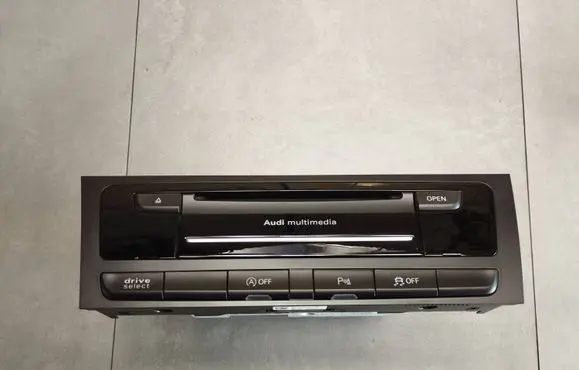 Navigation unit CD/DVD player