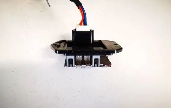 Heater blower motor/fan resistor