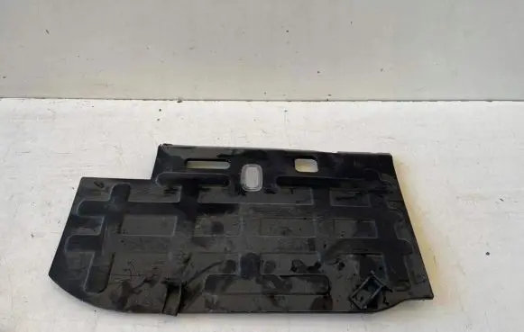 Mercedes-Benz Vito Viano W639 Dashboard lower bottom trim panel 6396800906