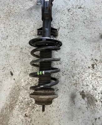Volkswagen Transporter - Caravelle T6 Front shock absorber with coil spring 7E8413031