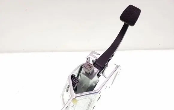 Clutch pedal