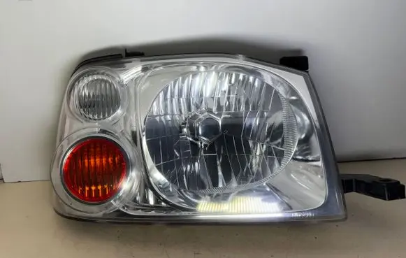 Nissan Navara D22 Headlight/headlamp 9922680008