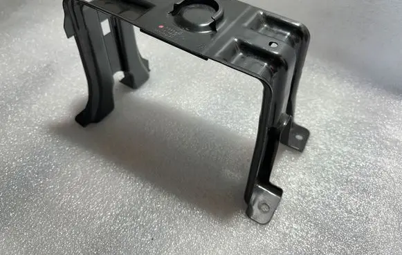 Audi A4 S4 B8 8K Spare wheel mounting bracket 8K0802715A