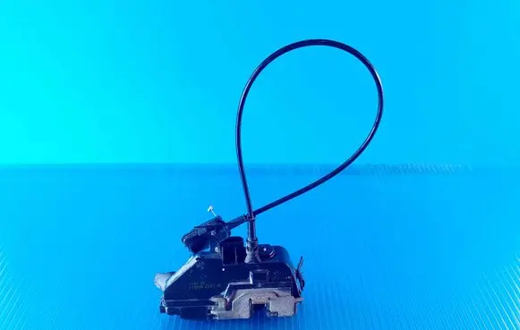 Renault Scenic II - Grand scenic II Front door lock 119122 2247 210904