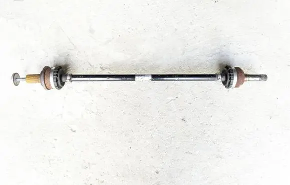 Volvo S90, V90 Rear driveshaft 31437646 T170607 P50797039