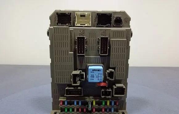 Peugeot 807 Fuse box set 9651938280