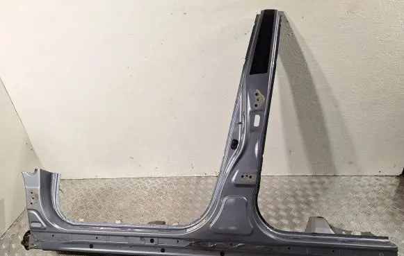 Toyota Verso Pillar (middle) 613120F020