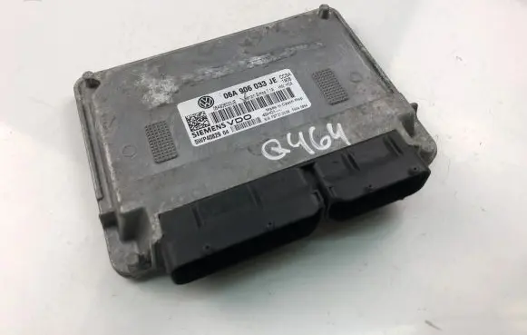 Skoda Octavia Mk2 (1Z) Engine control unit/module ECU 06A906033JE