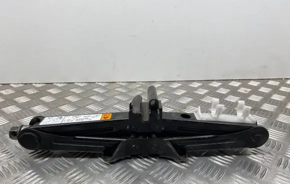 Ford Fusion II Lift Jack ES7C17080AA