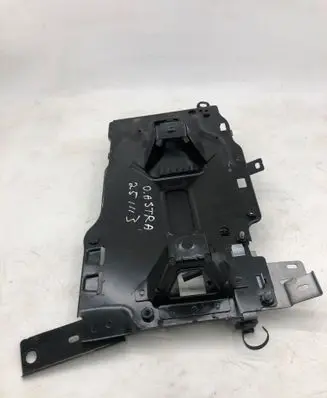 Opel Astra L Battery tray 7621008000