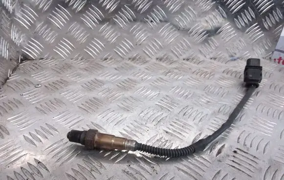 Volvo V50 Lambda probe sensor 30751138 0258017107