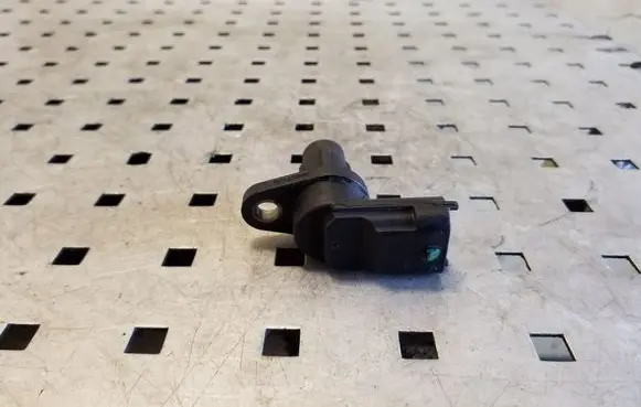 Volvo XC60 Camshaft speed sensor 8658726