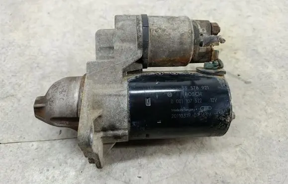 Opel Meriva B Starter motor 55578921