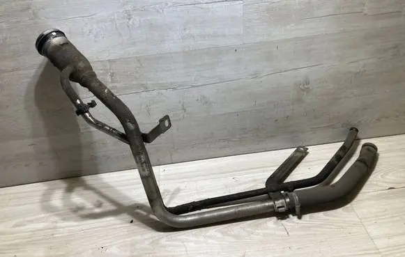 Ford Ecosport Fuel tank filler neck pipe fn159032ba
