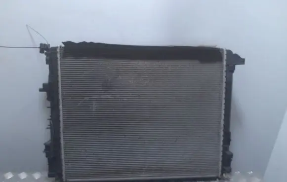 Maserati Levante Coolant radiator 16478746
