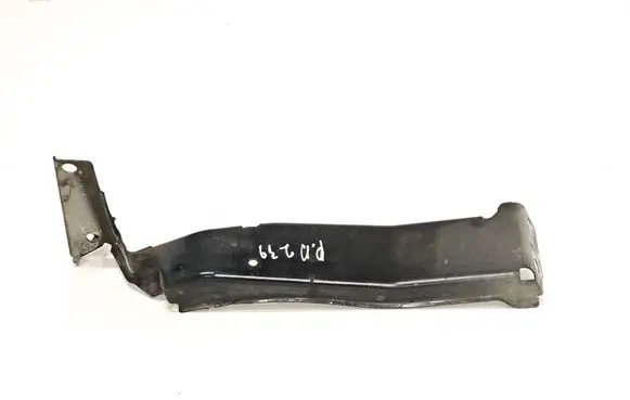 Audi A4 S4 B8 8K Fender mounting bracket 8K0821136A 8K0821136