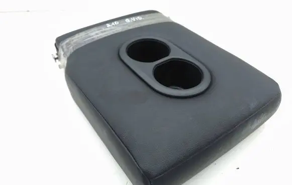 Honda CR-V Rear seat armrest 