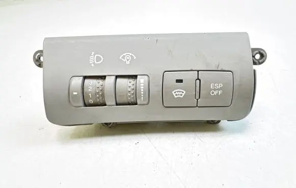 KIA Ceed Headlight level height control switch 933001H450ED