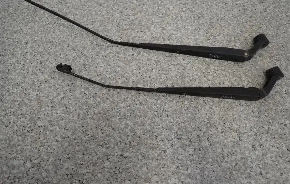 Suzuki Alto Front wiper blade arm