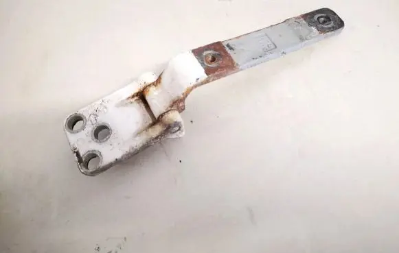 Nissan NV200 Rear door lower hinge