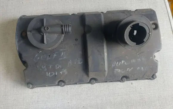 Volkswagen Golf V Rocker cam cover 038103469S