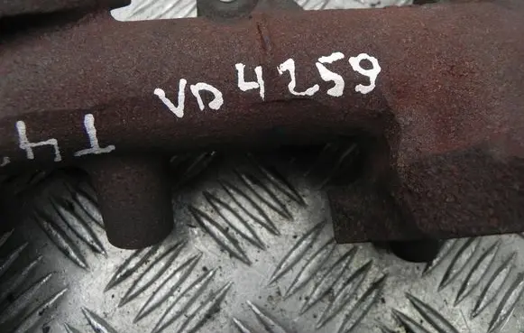 Hyundai i40 Exhaust manifold VD4259