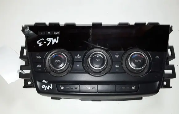 Mazda 6 Air conditioner control unit module K40004G15A