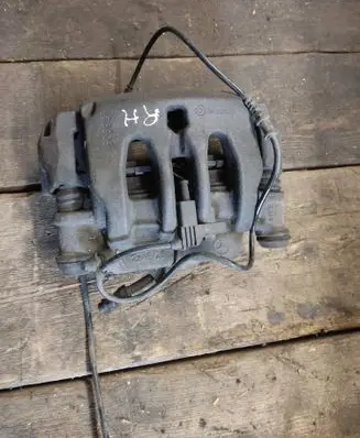 Mercedes-Benz Vito Viano W447 Front brake caliper 928909
