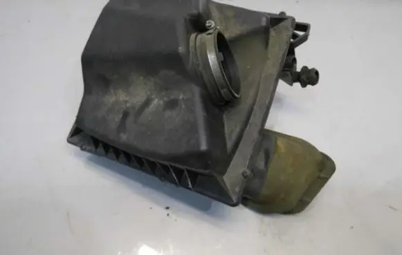 Chevrolet Orlando Air filter box