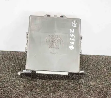 Toyota Prius (XW20) Current control relay 8967047010 1012380151
