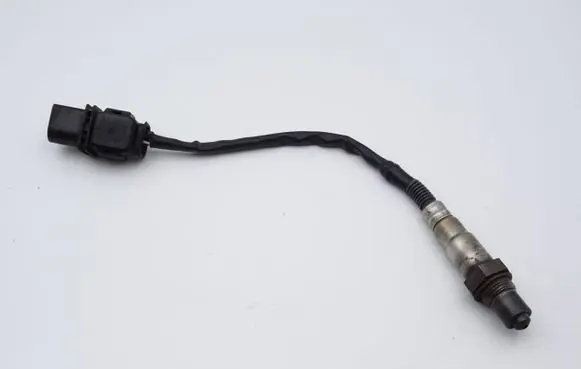 Volkswagen PASSAT B6 Lambda probe sensor 03C906262A 0258007211