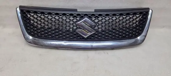 Suzuki Grand Vitara II Front grill 7174365J0