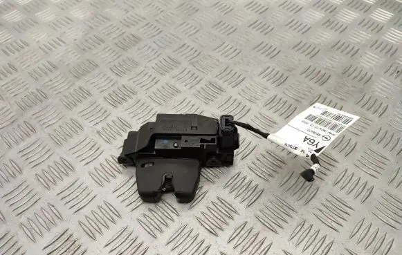 Opel Crossland X Tailgate/trunk/boot lock/catch/latch 3644675