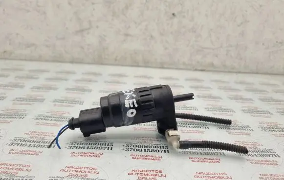 Seat Exeo (3R) Windscreen/windshield washer pump 1K6955651