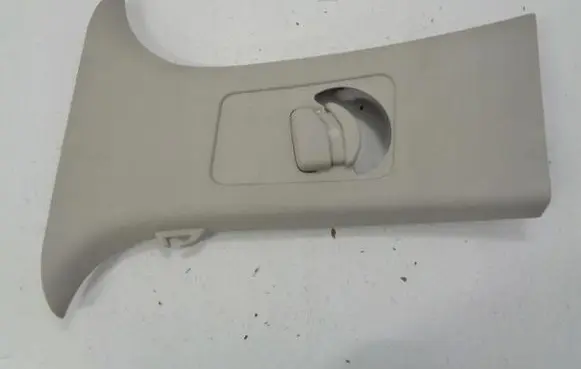 (B) pillar trim (bottom)