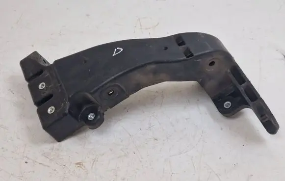 Hyundai i40 Radiator support slam panel bracket 641463Z000