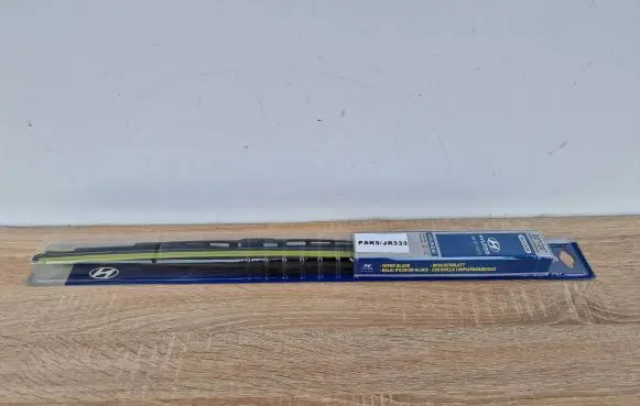 Hyundai Santa Fe Windshield/front glass wiper blade S9835026000