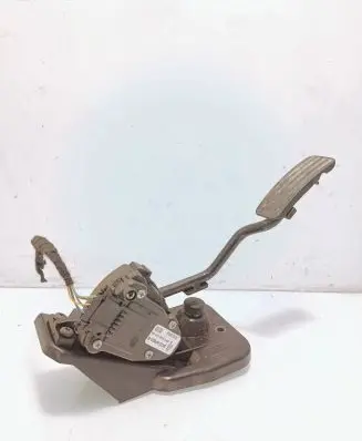 Jaguar XF X250 Accelerator throttle pedal 8X239F832B 6PV00873706